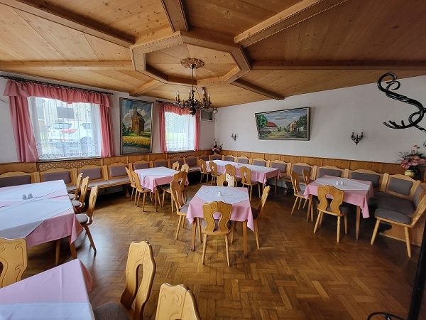 Gastraum im Erdgeschoss 2